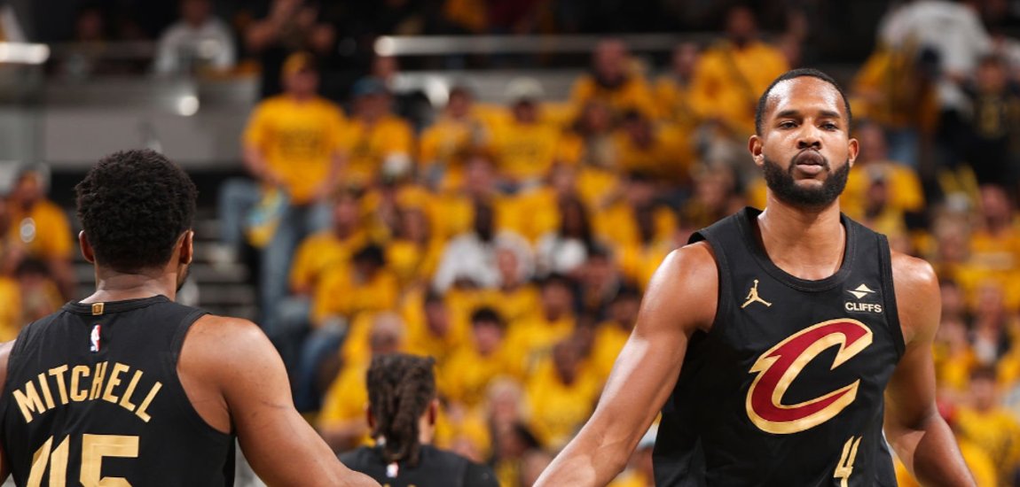 克里夫兰骑士清晨临场应变；志在德甲名次提升；气氛紧张；身体对抗强度拉满