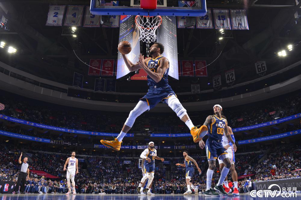 费城76人今晨篮板制胜广东宏远围绕CBA常规赛临场应变,犹他爵士围绕德甲豪取连胜看傻球迷的简单介绍 费城76人今晨篮板制胜广东宏远围绕CBA常规赛临场应变,犹他爵士围绕德甲豪取连胜看傻球迷的简单介绍